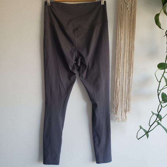 Girlfriend Collective Dark Grey High Rise Leggings Medium Compressive - Picture 3 of 13